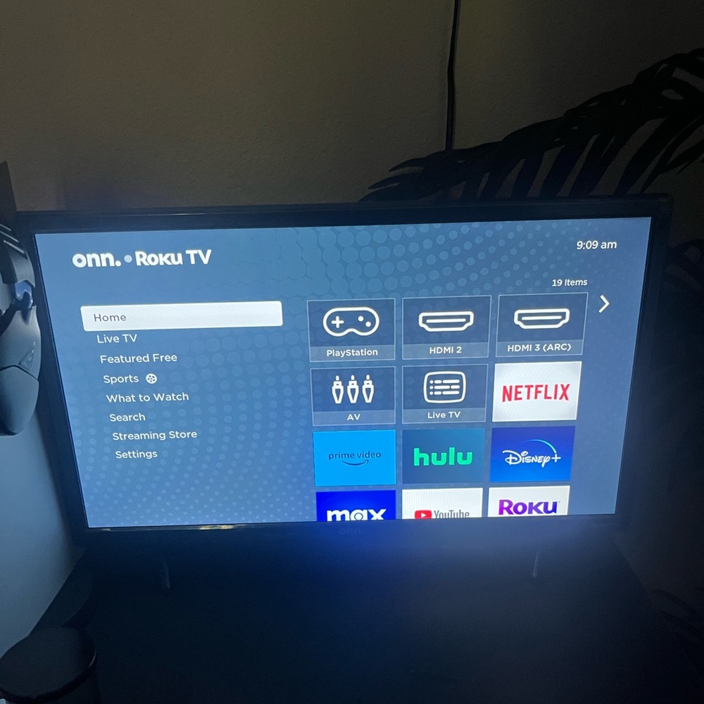 24 inch Roku TV brand new was used as a gaming monitor but it originally a TV. - Picture 1 of 2